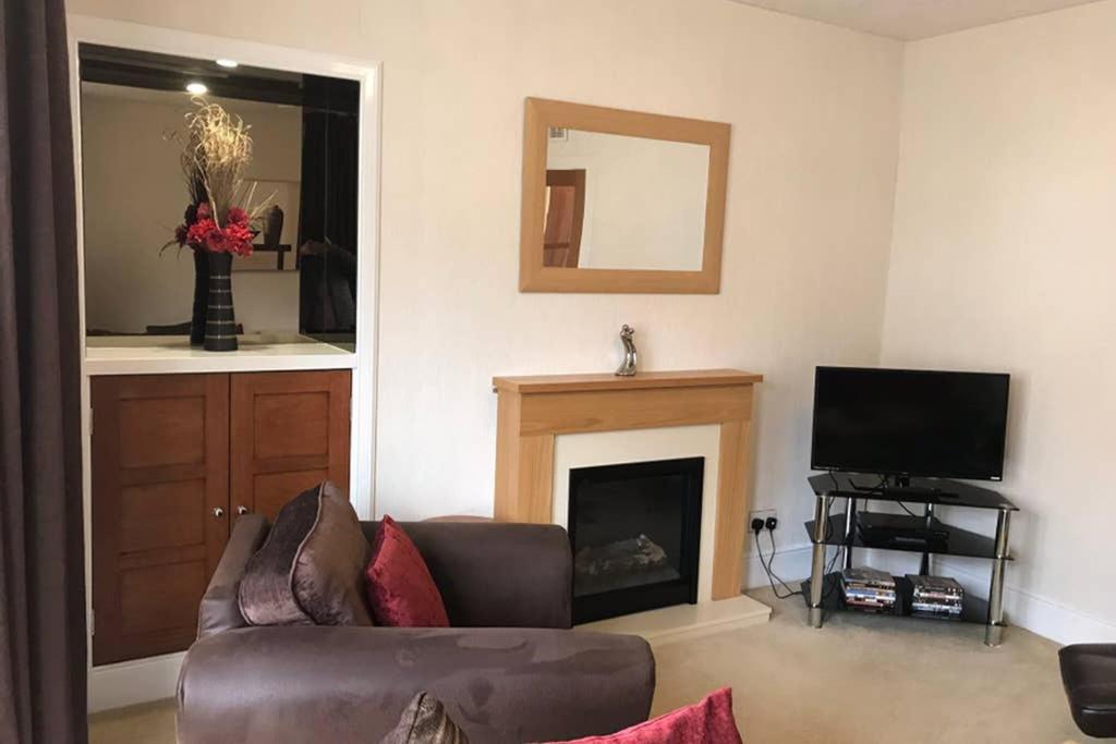 2 Catherines Apartment